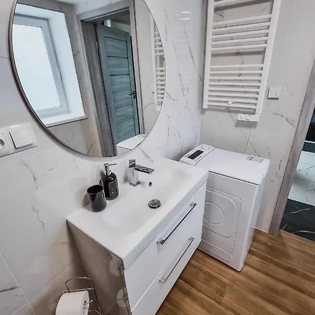 Apartament Kasztanowy #1 * Jezow Sudecki