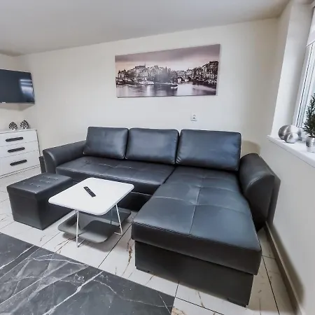 Apartament Kasztanowy #1 * Jezow Sudecki
